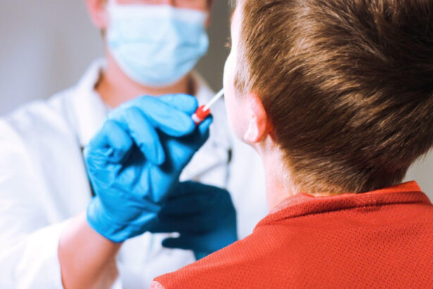 video creste numarul cazurilor de meningita in focarul epidemic din anglia 20 de cazuri diagnosticate doi tineri au murit in canterbury 69bb13d806af0