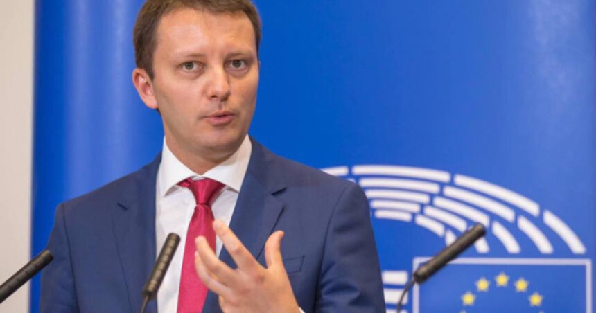 video eurodeputat pnl dupa ce grindeanu s a plans la bruxelles de problemele coalitiei liderii ue au vazut tentativa de colaborare psd aur 69c54badab512