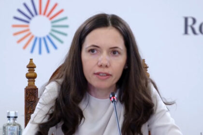 video mirabela gradinaru apel emotionant ca mama la dezbaterea despre adictii de la cotroceni fiti atenti la taceri 69cba44fcc71b