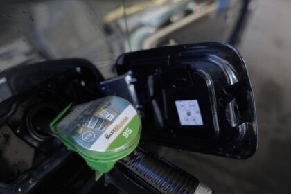 video preturi ridicate la pompa consiliul concurentei nu vede nimic suspect bogdan chiritoiu scumpirile vin din criza internationala 69b98716e174b