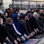 video scandal la londra dupa o rugaciune publica a comunitatii musulmane un act de dominatie 69bd6d09ad3e5