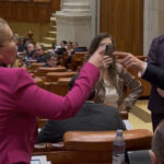 video stai in banca ta anamaria gavrila tipa la o colega de partid in plenul parlamentului nu vorbesti tu in numele pot 69bc5d4ea2675