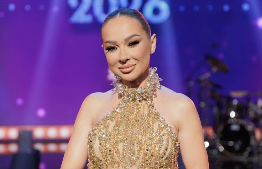 vladuta lupau la chefi la cutite 2026 ce rol va avea artista de muzica populara la antena 1 69c3c55ff2a2e