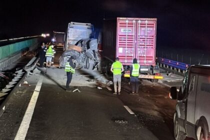 accident grav pe autostrada a2 bucuresti constanta intre doua tiruri si un autoturism 69ce0a92aef33