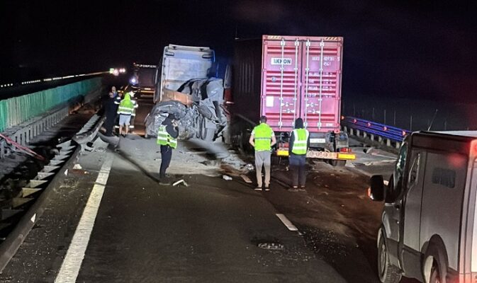 accident grav pe autostrada a2 bucuresti constanta intre doua tiruri si un autoturism 69ce0a92aef33
