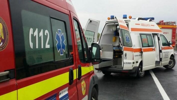 accident rutier la valea dacilor la iesirea catre autostrada a2 69ce3f4fc761c