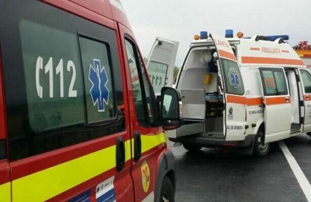accident rutier pe bdul ic bratianu din constanta doua persoane transportate la spitalul judetean 69f1aa5312ae6