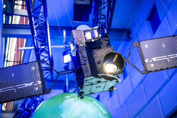 agentia spatiala europeana amana lansarea satelitului smile care va studia vanturile solare 69d69604820f2