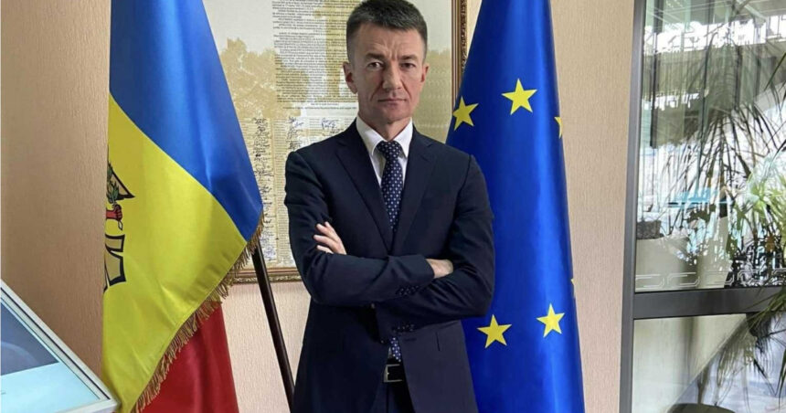 alexandru balan fost director adjunct al sis a fost condamnat la inchisoare in r moldova el este judecat si in romania 69dff6cf9f3cf