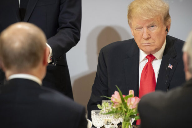 analiza timpul trece interesele se schimba simpla amenintare a lui donald trump cu iesirea sua din nato aduce deja avantaje rusiei 69ce8d465b668