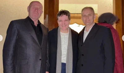 aparitie surpriza a lui nicusor dan alaturi de doi psd isti la o manastire 69dc1b6929a70