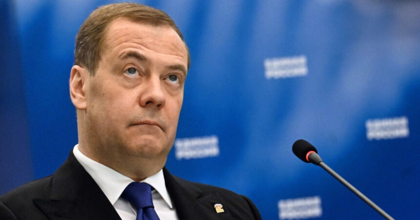 apocalipsa nucleara este cu adevarat posibila ameninta fostul presedinte rus dmitri medvedev 69f3818e8e6b9