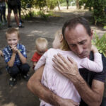 aproape 700 de copii ucraineni au fost ucisi mii au fost raniti de la inceputul razboiului circa 20 000 au fost dusi ilegal in rusia 69e284b78789c