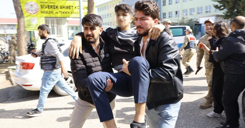 atac armat la un liceu din turcia 16 raniti a deschis focul la intamplare 69de0e638788f