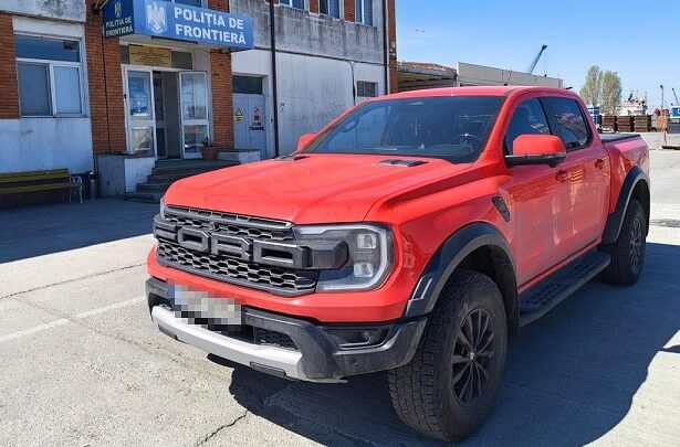 autoturism cautat de autoritatile suedeze descoperit de politistii de frontiera constanteni 69edcab409510