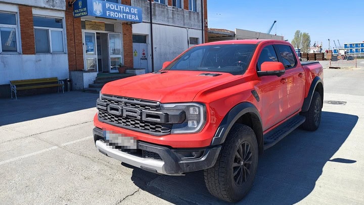 autoturism cautat de autoritatile suedeze descoperit de politistii de frontiera constanteni 69edcab409510