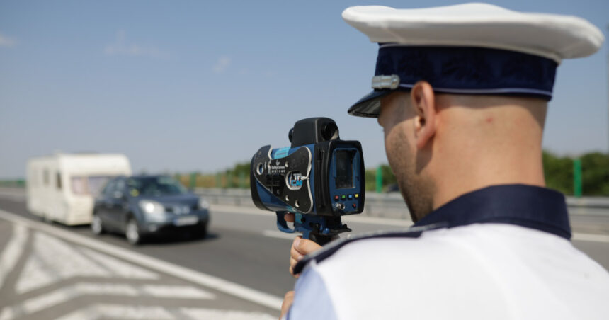 avertisment pentru soferi politistii vor actiona cu 450 de radare pe sosele de pastele catolic si floriile ortodoxe 69ce4deea9932