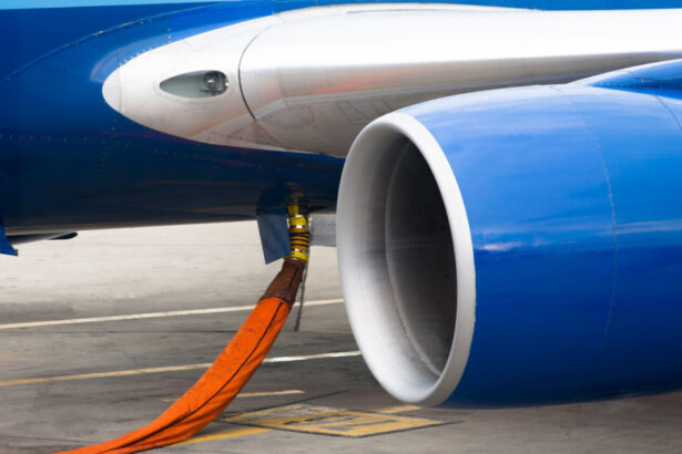 avertismentul comisarului european pentru transporturi ue risca o criza de kerosen daca blocarea stramtorii ormuz tine pana in iunie 69ef9797aa3ce