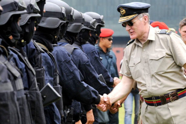 avertismentul fostului sef al armatei britanice regatul unit extrem de vulnerabil e nevoie de 10 ani pentru reconstruirea apararii 69e0fb6028cd7