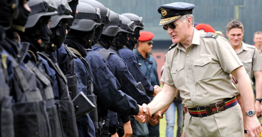 avertismentul fostului sef al armatei britanice regatul unit extrem de vulnerabil e nevoie de 10 ani pentru reconstruirea apararii 69e0fb6028cd7