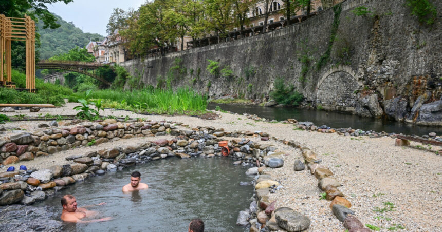 bilete de tratament balnear pentru 2026 avizate de ministerul finantelor cate locuri sunt si cine poate beneficia gratuit 69dfd4e104a8b