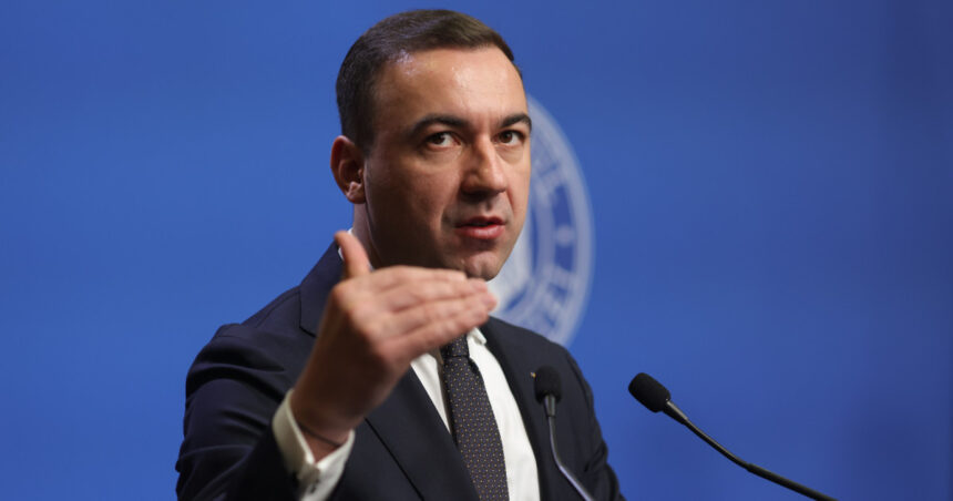 bogdan ivan atac la oana gheorghiu privind listarea companiilor nu are nimic in comun cu dezvoltarea capacitatilor de productie 69e39ad34c4d5