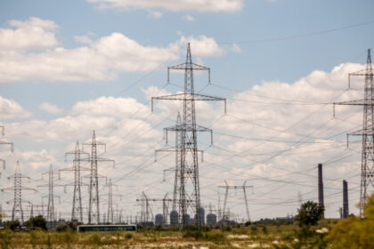 bolojan acuza blocarea accesului in energie prin autorizatii scriptice pentru firme fara angajati sunt tot felul de complicitati 69f32a336ebad