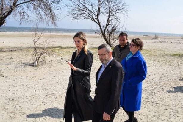 buzoianu despre obiectivele de la mediu in dobrogea si pe litoral lucrarile vizeaza protectia lacului techirghiol conservarea falezelor si infrastructura de aparare la dunare 69f375cd73511