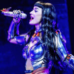 cantareata katy perry acuzata de agresiune sexuala politia investigheaza fapte din urma cu 16 ani cine este presupusa victima 69dfd73b70562