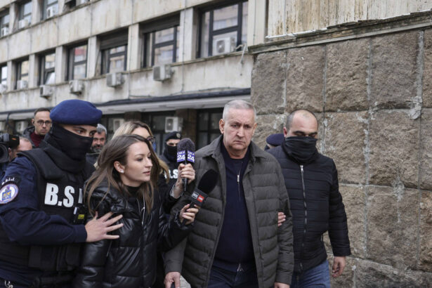 care era rolul sefului arr cristian anton in gruparea care frauda examenele pentru atestate profesionale acuzatiile oficiale ale dna 69cd0aca07483