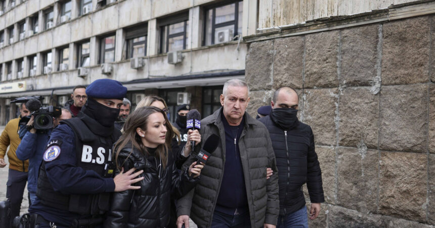 care era rolul sefului arr cristian anton in gruparea care frauda examenele pentru atestate profesionale acuzatiile oficiale ale dna 69cd0aca07483