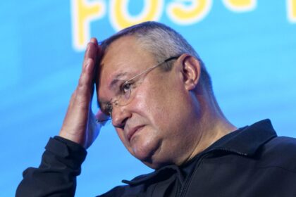 casa lui mircea dinescu a fost incendiata prima reactie a scriitorului intai mi au dat foc la vie acum cateva luni 69e357720634b