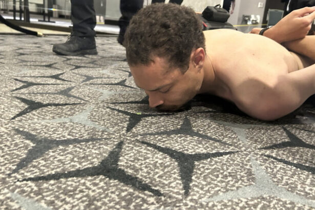 ce a scris in manifestul sau atacatorul de la dineul corespondentilor de la casa alba se pare ca am surprins pe multi astazi 69ee7e59060f6