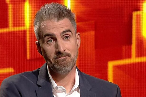 ce face ernest dupa ce termina filmarile pentru emisiunea in cautarea adevarului de la kanal d cam asa incercam noi 69cfa98d19661