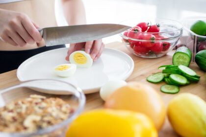 ce faci cu mancarea ramasa de la masa de paste bucatarii explica cum transformi rapid ouale si friptura de miel in retete noi 69e31c40a91aa