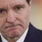 ce le spune nicusor dan romanilor care l au votat dar acum sunt suparati pe el si celor care il considera psd ist 69ef1d16a40b8