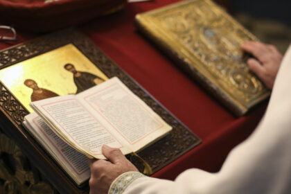 ce rugaciune se spune de izvorul tamaduirii semnificatia zilei explicata de preot 69e1bc897298d