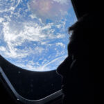 ce simti cand vezi pamantul din spatiu marturiile astronautilor misiunii artemis 2 69e1ce5667e48