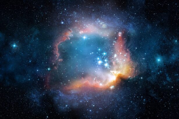 cercetatorii au folosit o cruce einstein pentru a studia o galaxie tanara cu stele batrane 69e091eca3018