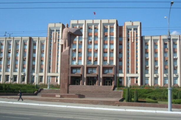 chisinaul ii da o noua lovitura lui putin ofiterii din conducerea trupelor ruse din transnistria sunt declarate personae non gratae 69e0bbbd0f99c