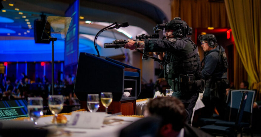 cine l a impuscat de fapt pe ofiterul secret service la dineul lui trump documentele care schimba ce se stia despre incident 69f373f271f7e