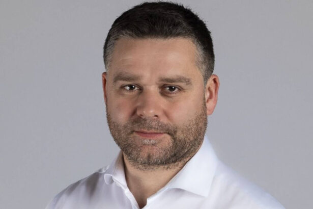 ciprian ciucu infrangerea lui viktor orban nu este doar o schimbare de putere ci o corectie de sistem o idee isi arata limitele 69dd34a20fc8d