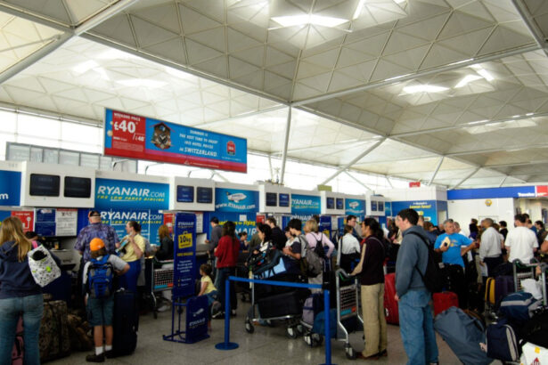 compania aeriana ryanair anunta ca va inchide ghiseele de check in cu 20 de minute mai devreme care este motivul 69e93e412d94e