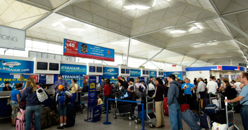 compania aeriana ryanair anunta ca va inchide ghiseele de check in cu 20 de minute mai devreme care este motivul 69e93e412d94e