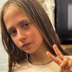 constanta copila de 9 ani disparuta din fata blocului in care locuieste daca o vedeti sunati la 112 69e76ef7666ee