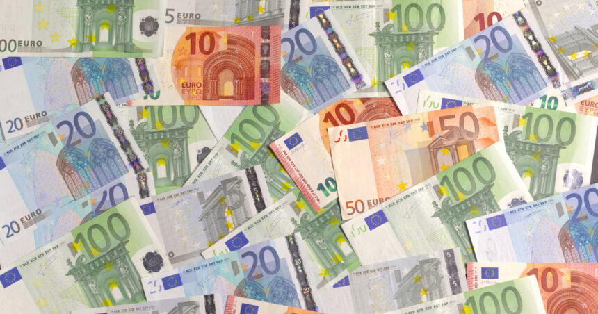 consumatorii romani despagubiti cu sute de mii de euro topul domeniilor cu cele mai multe sesizari 69e1e72258c15