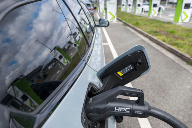 criza petrolului din orientul mijlociu stimuleaza interesul global pentru masini electrice vanzarile in noua zeelanda s au triplat 69cfa2f732039