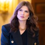 cum a aparut monica barladeanu la o manastire din judetul bacau actrita a cerut ajutorul in mediul online am primit mesajul de mai jos 69e330ff749e7