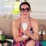 cum a aparut oana roman pe plaja din egipt de ziua ei de nastere vedeta a implinit 50 de ani vedeti video va multumesc 69de0a68dc021