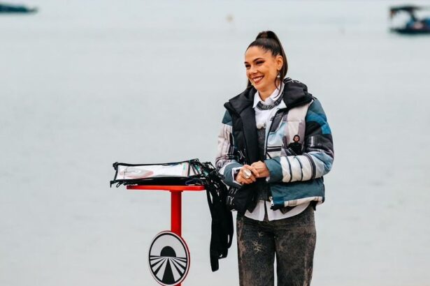 cum arata camera in care este cazata irina fodor in uzbekistan cursa asia express sezonul 9 a inceput privelistile de la fereastra 69ce1936d99f6